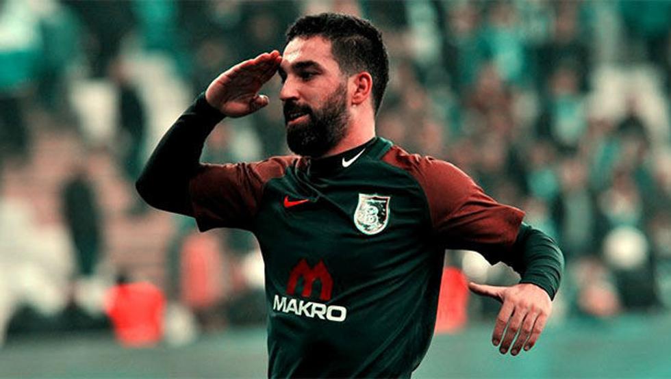 Denuncian a Arda Turan por acoso sexual y agresión Denuncian a Arda Turan por acoso sexual y agresión