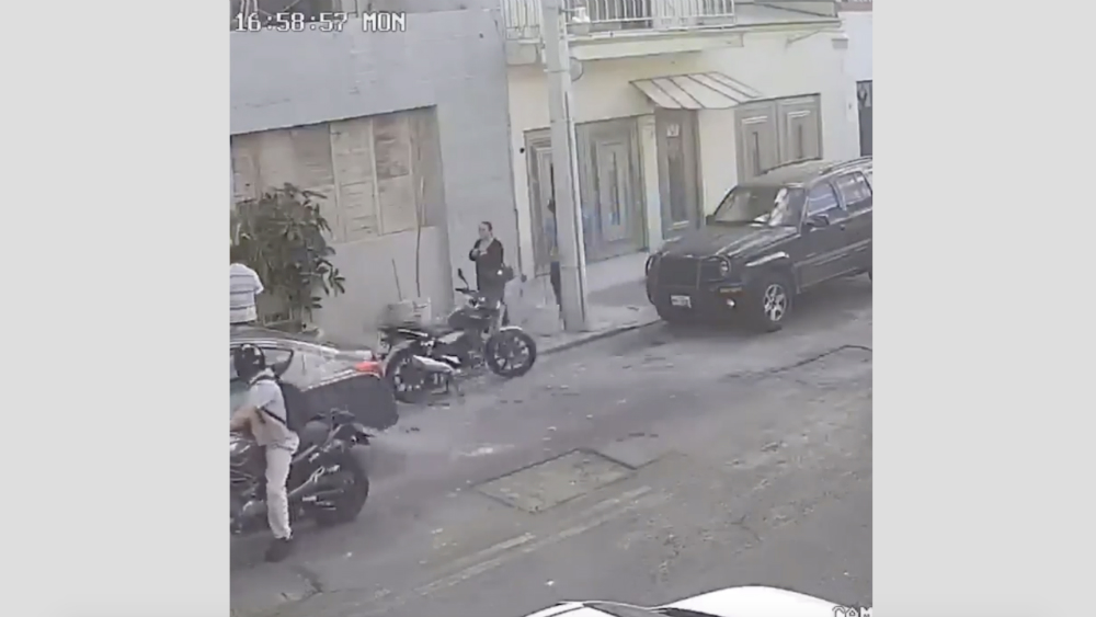 #Video Sujetos realizan asalto a una mujer en calles de la GAM