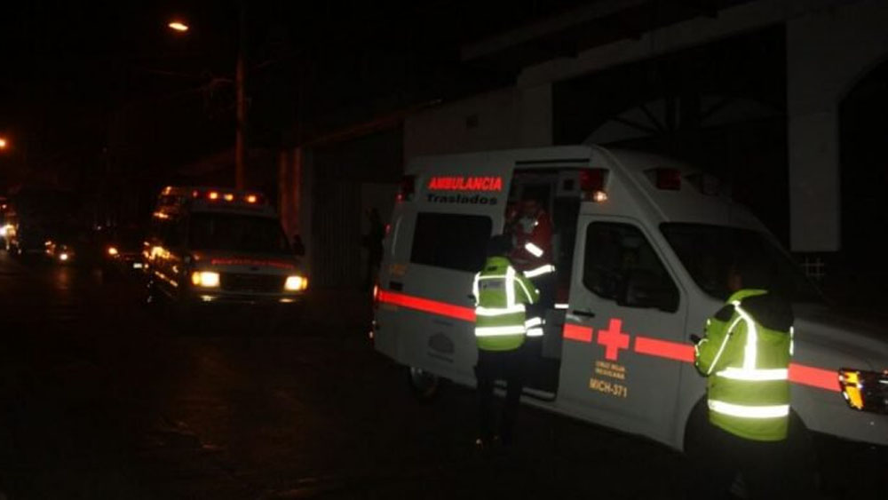 #Video Linchan a dos hombres tras atropellar a peregrinos en Chalco