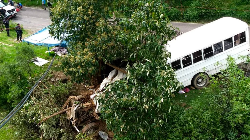 Accidente en Angangueo, Michoacán deja 10 muertos