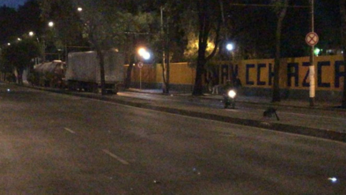 Estudiantes del CCH Azcapotzalco bloquearon Vía Aquiles Serdán