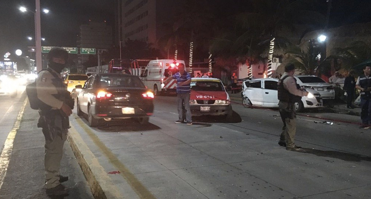 Choque deja un muerto y siete heridos en Boca del Río