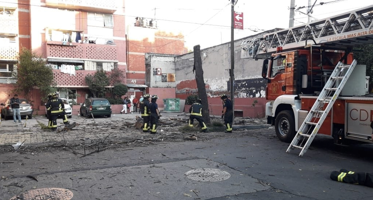 Suspenden contrataciones en el Cuerpo de Bomberos de la Ciudad de México - bomberos1