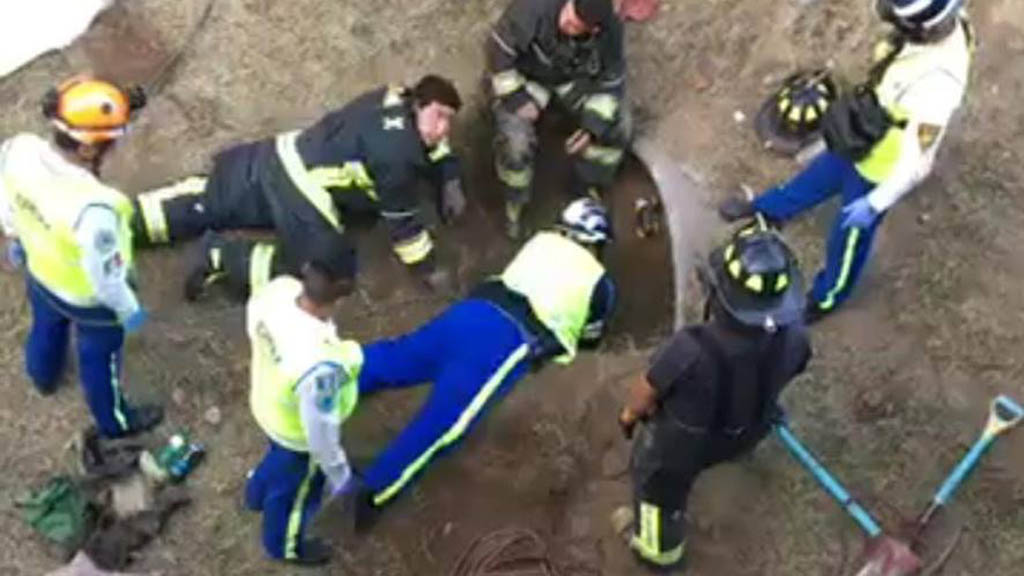 Jornada violenta deja múltiples muertos en la Ciudad de México - cadaver-en-drenaje-colonia-lindavista-cdmx