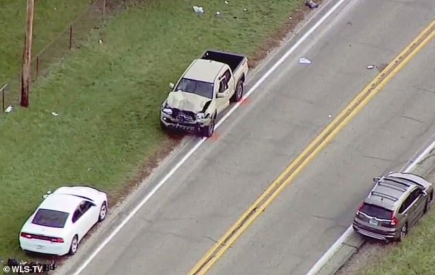 Conductor atropella a cuatro niños en Indiana, tres hermanos murieron - camioneta-responsable