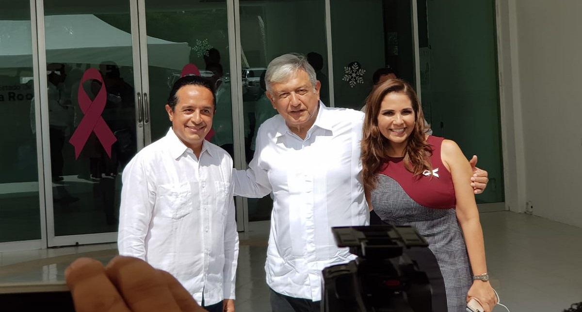Lluvia en Cancún impide a López Obrador bajar de avión - cancun-amlo-mara-lezama-carlos-joaquin