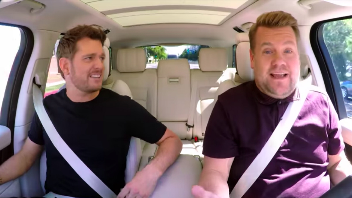 #Video Michael Bublé habla del cáncer de su hijo en Carpool Karaoke