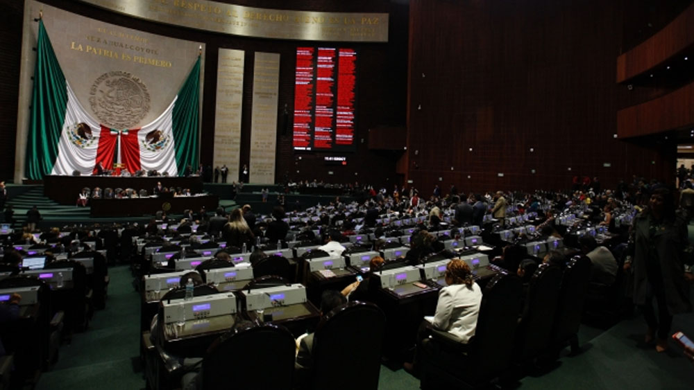 Diputados de Morena proponen eliminar a 100 plurinominales