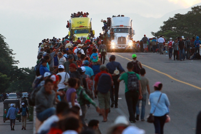 Caravana migrante crea 'comisión del éxodo' - caravana-migrante-niltepec1