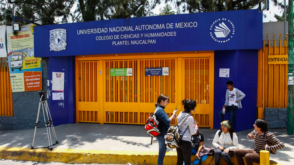 #Video Estudiantes del CCH Naucalpan rechazan paro de labores