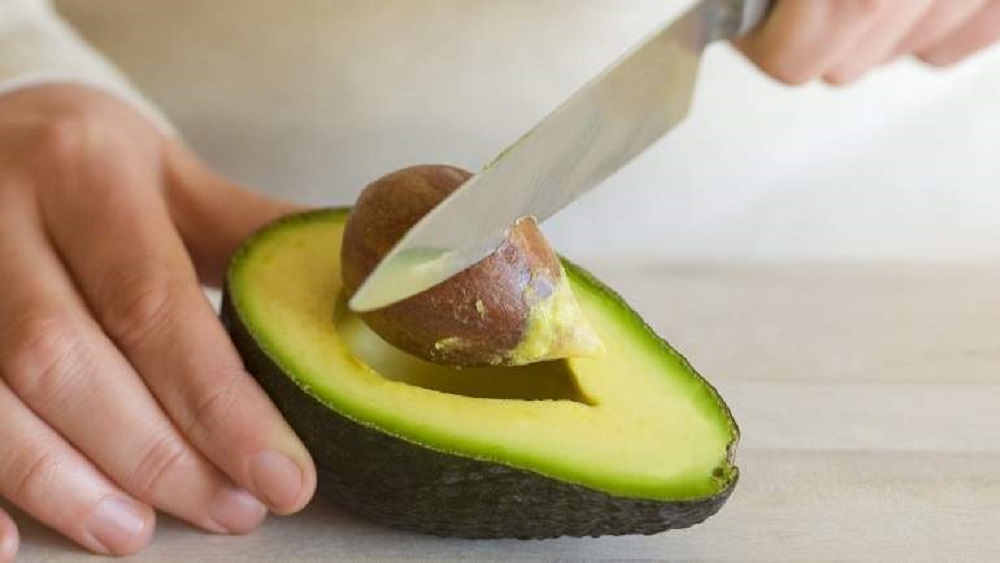 Censuran a cafeterías Costa por burlarse del aguacate