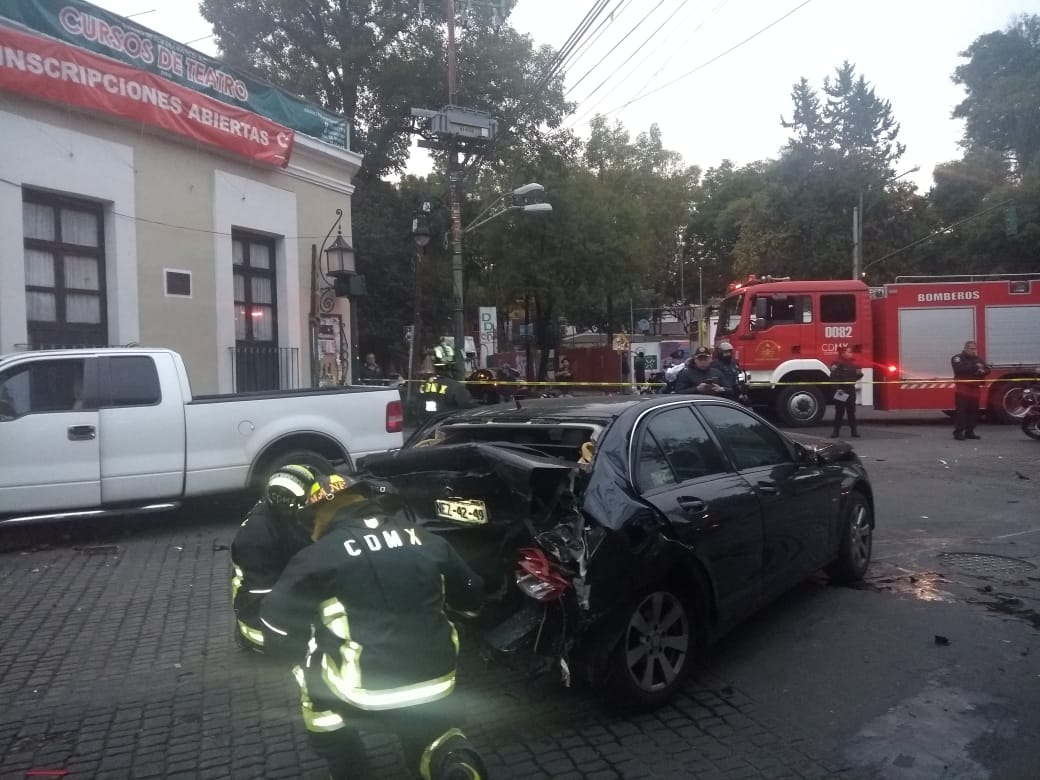 #Video Choque deja un muerto en Coyoacán - choque-coyoacan4