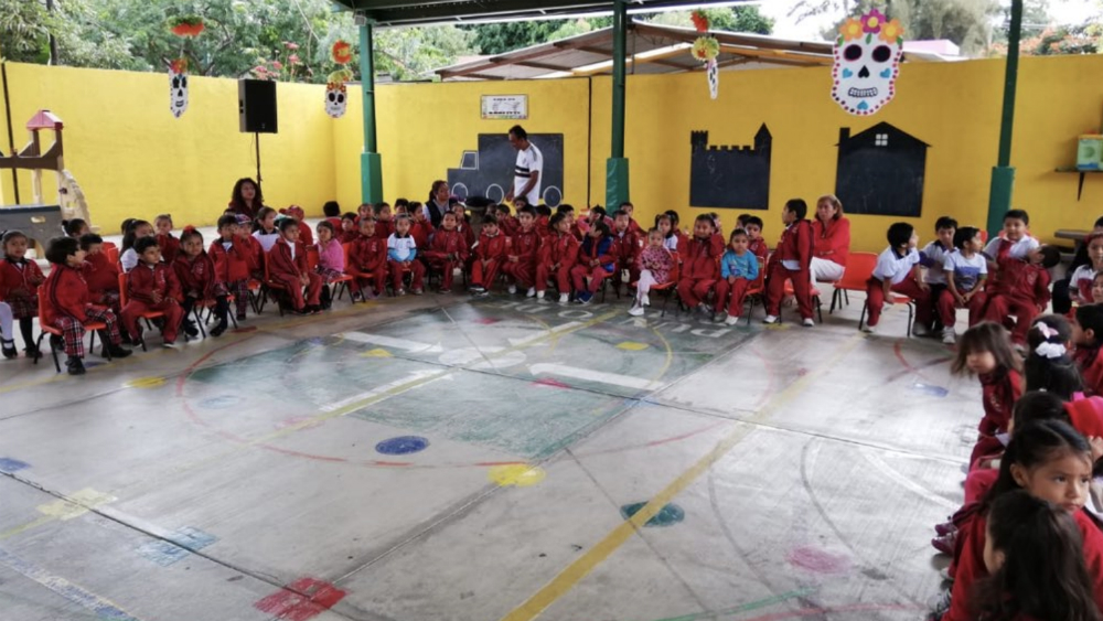 Reanudan clases este martes escuelas de 147 municipios en Oaxaca