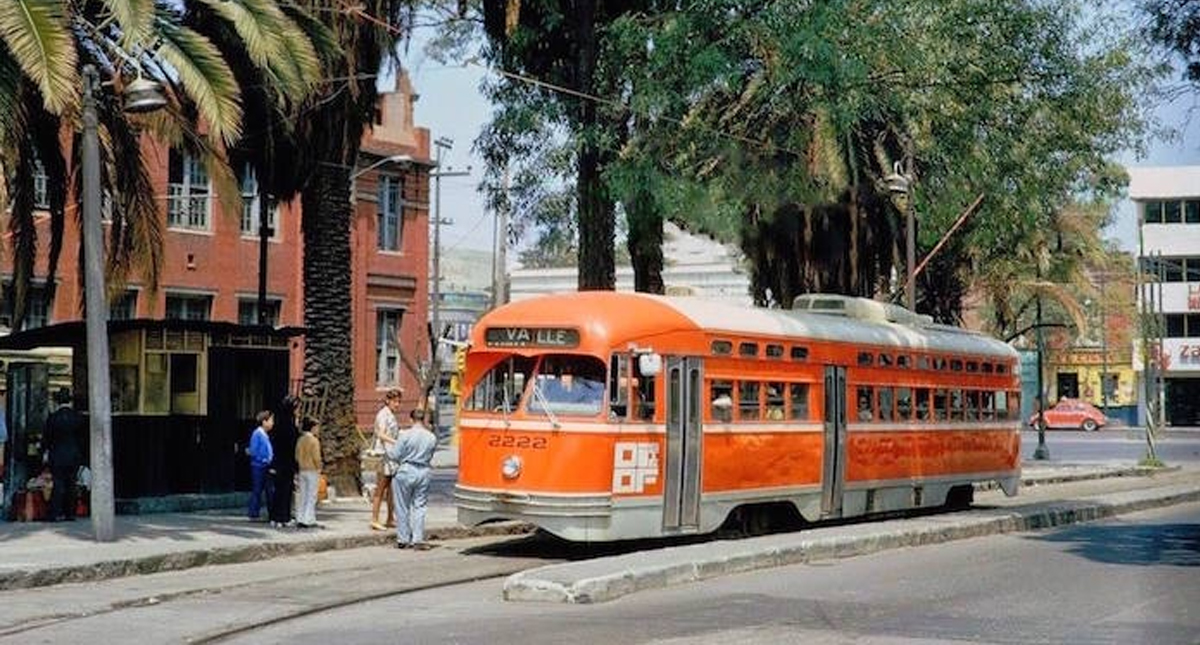 ¿Por qué el Metro de la Ciudad de México es naranja? - colores-del-metro