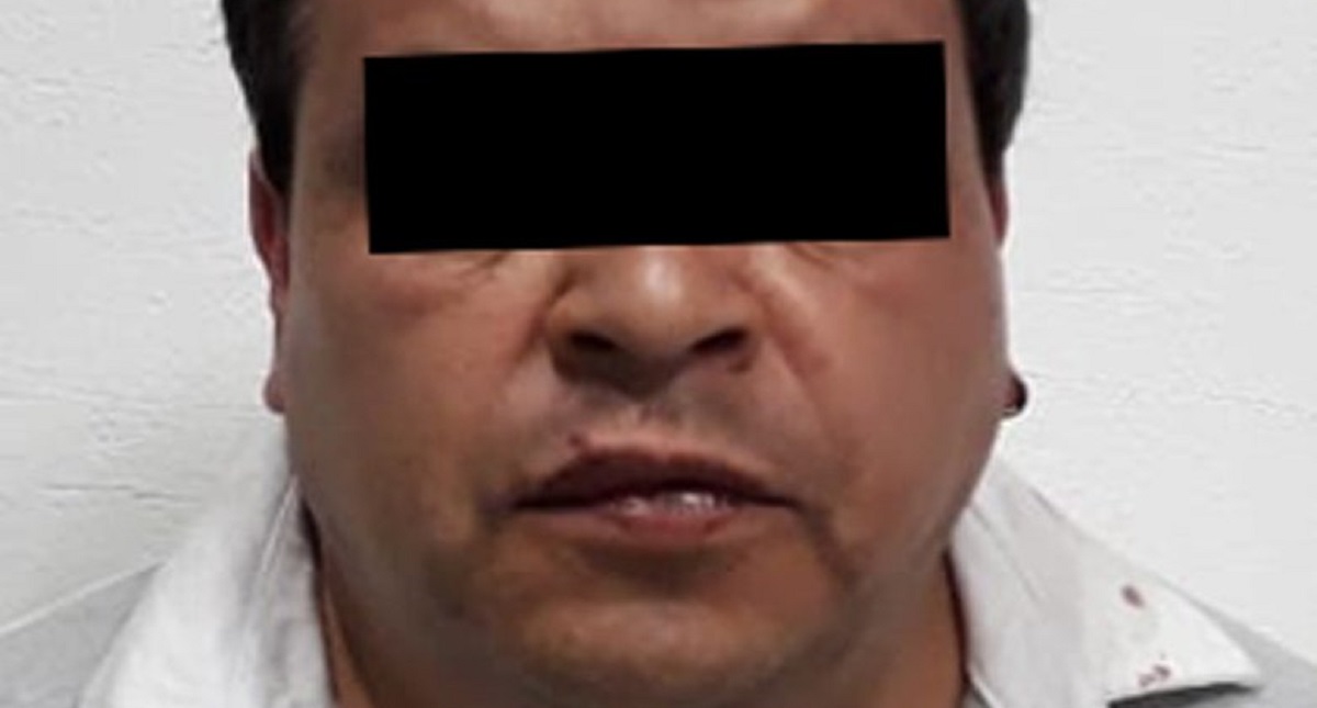 #Video Conductor desarma a policía estatal en Neza - conductor-desarma-a-policia-estatal-en-neza