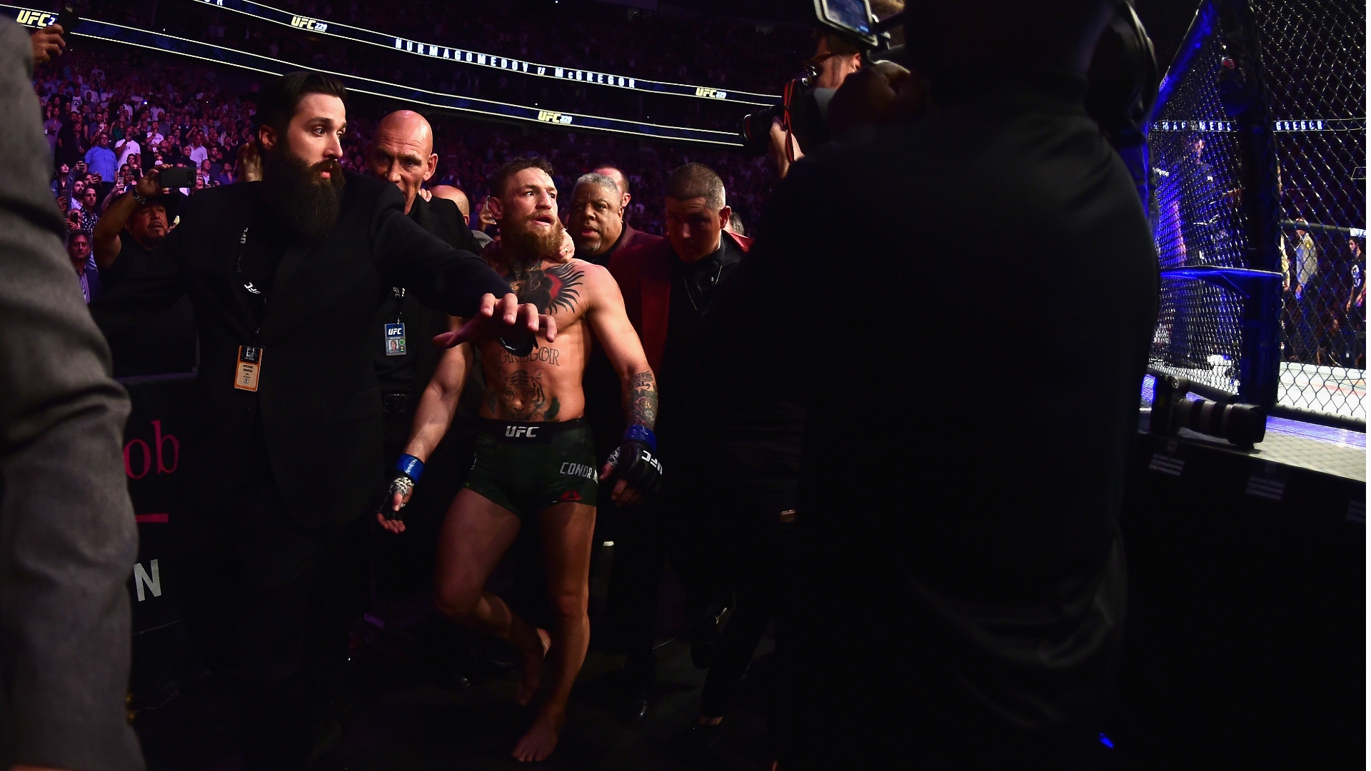 #Video Batalla campal tras derrota de Conor McGregor