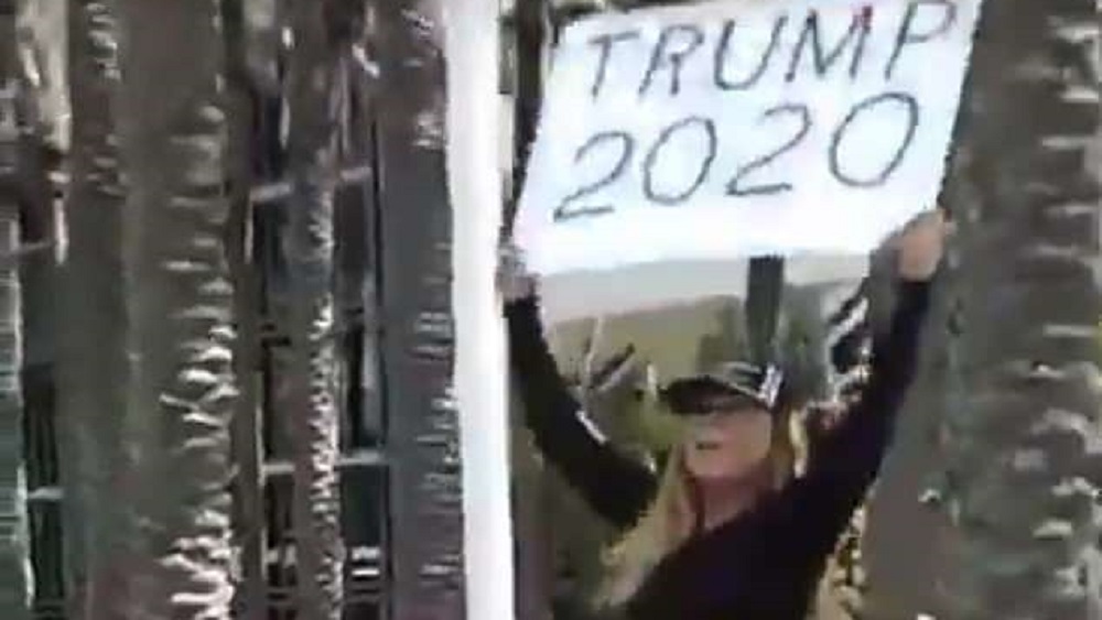 #Video Latina se autoproclama racista y promueve a Trump - corina-trump-2020
