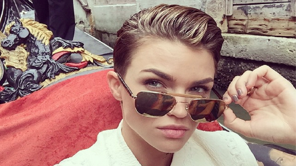 Coronan a Ruby Rose como la celebridad más peligrosa en Internet