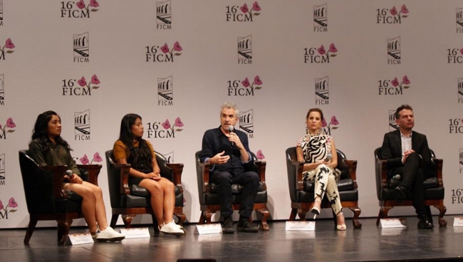 En México se hacen comentarios racistas idénticos a los de Trump: Cuarón - cuaron-ficm1