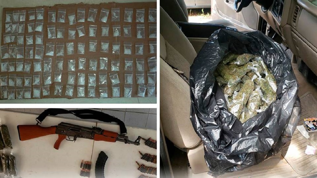 Detienen a presunto criminal "El pollo" con fusil AK-47 en Petatlán - decomiso-en-pentatlan-guerrero