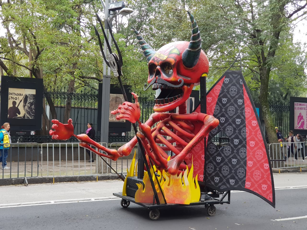 Concluye desfile por el Día de Muertos en la Ciudad de México - desfile-06