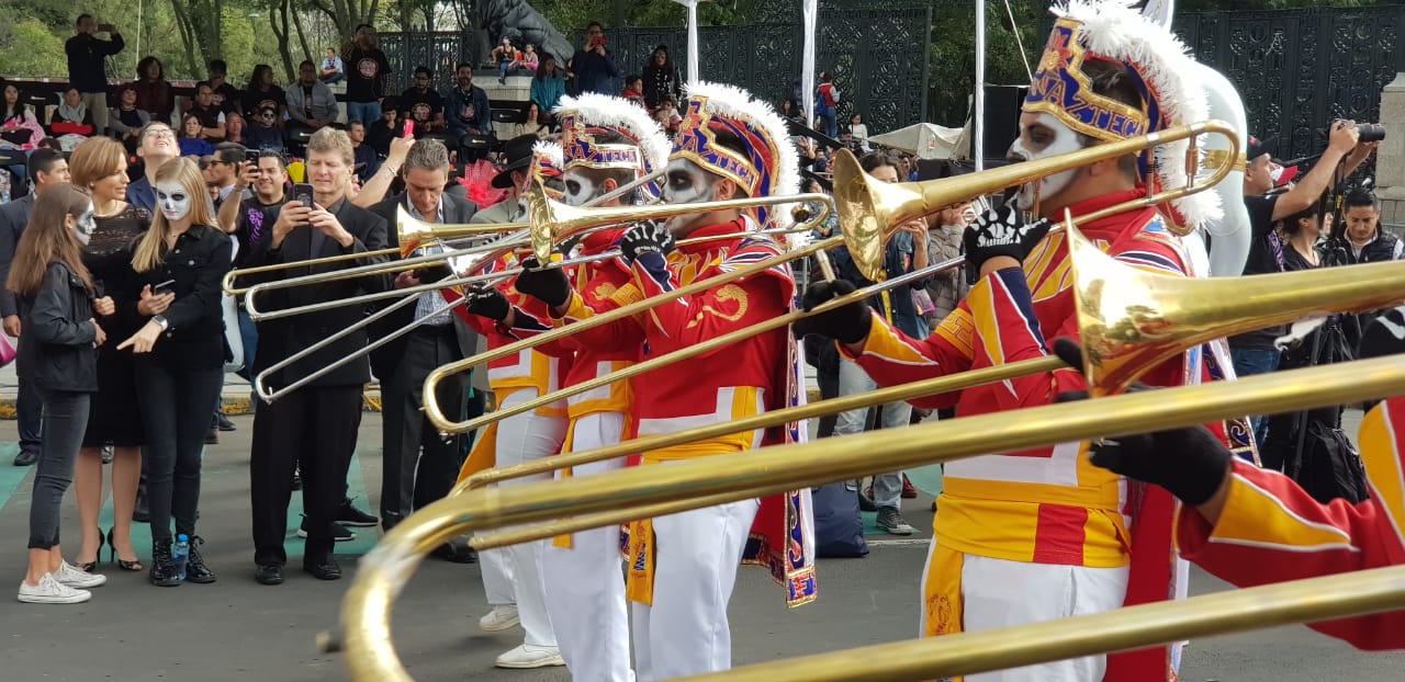 Concluye desfile por el Día de Muertos en la Ciudad de México - desfile-cont