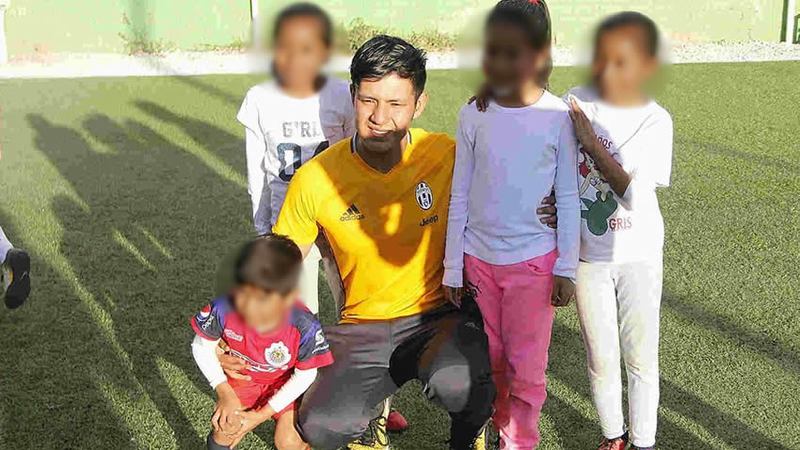 Joven mexicano se inventa vida como jugador de la Juventus - dionicio-farid-juventus-2