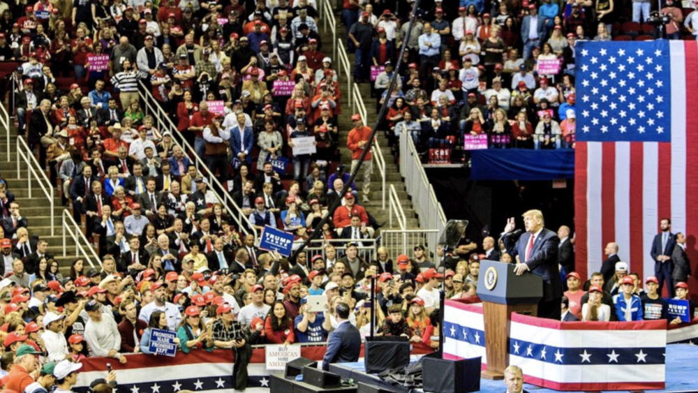 Detendré con tropas caravana de migrantes: Donald Trump - donald-trump-rally-1