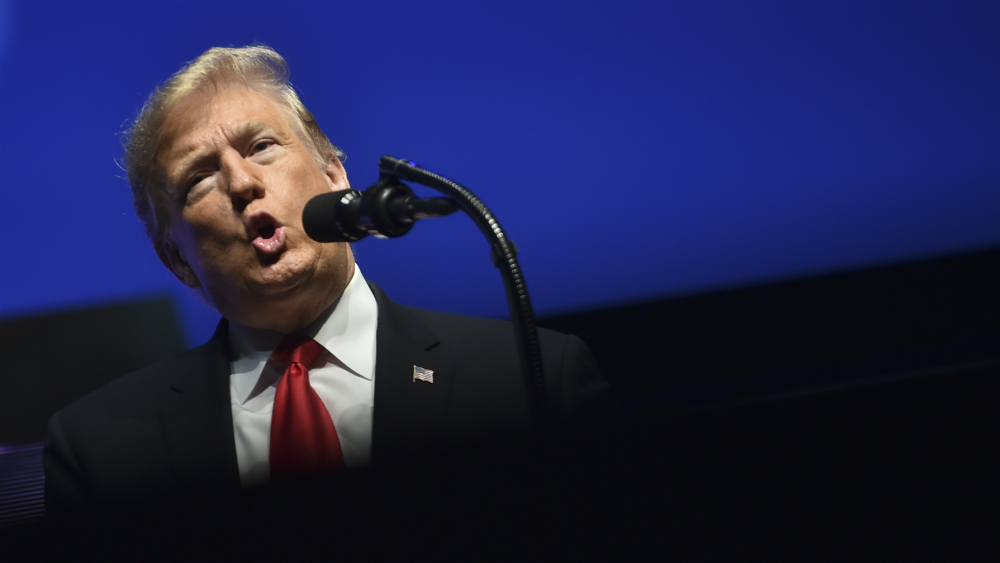 Trump aplaza nuevamente su visita a Colombia