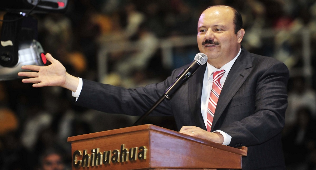 PRI suspende derechos políticos a César Duarte