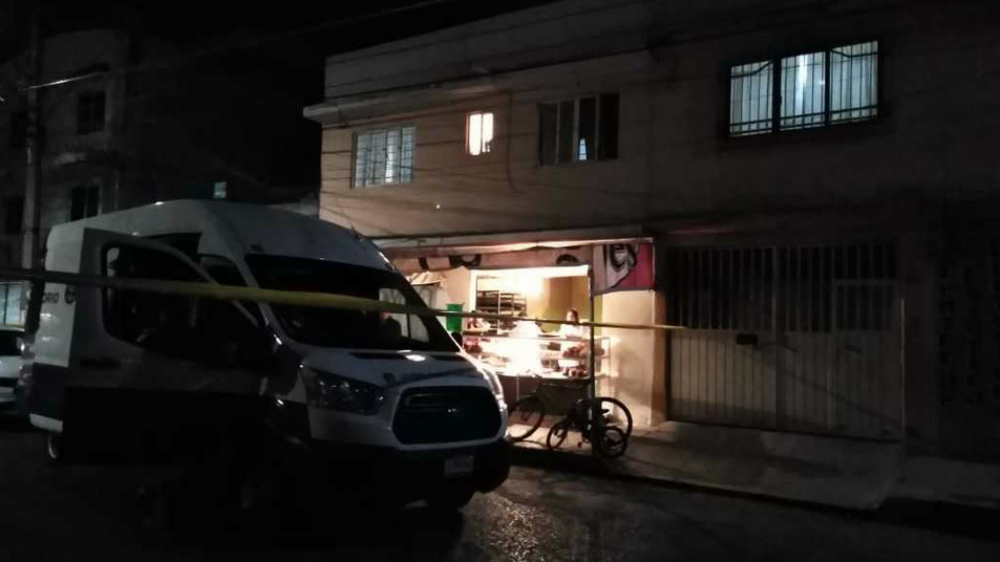 Catean domicilios ligados a pareja que cometió 10 feminicidios en Edomex