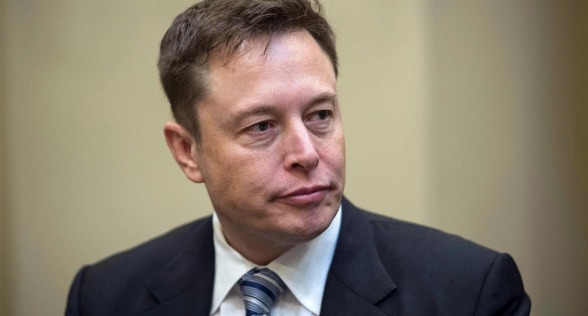 Elon Musk deberá dejar de ser presidente de Tesla tras tweet