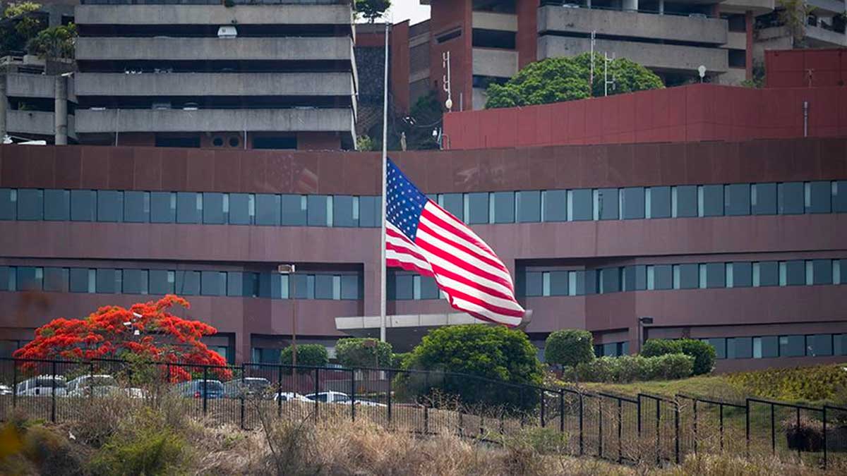 Venezuela entrega nota de protesta por injerencia de Estados Unidos