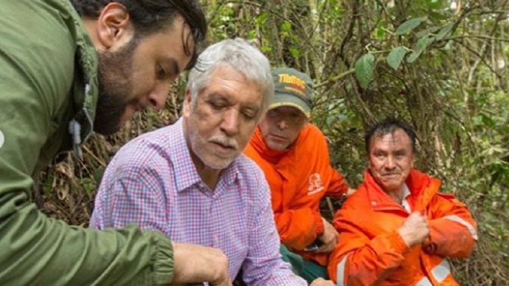 Alcalde de Bogotá se pierde en el bosque con funcionarios