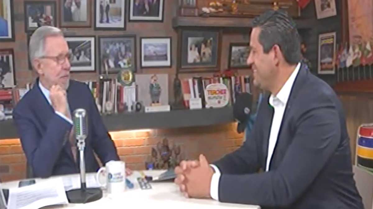 Pemex debe tener voluntad de resolver el robo de combustible: Diego Sinhué Pemex debe tener voluntad de resolver el robo de combustible: Diego Sinhué