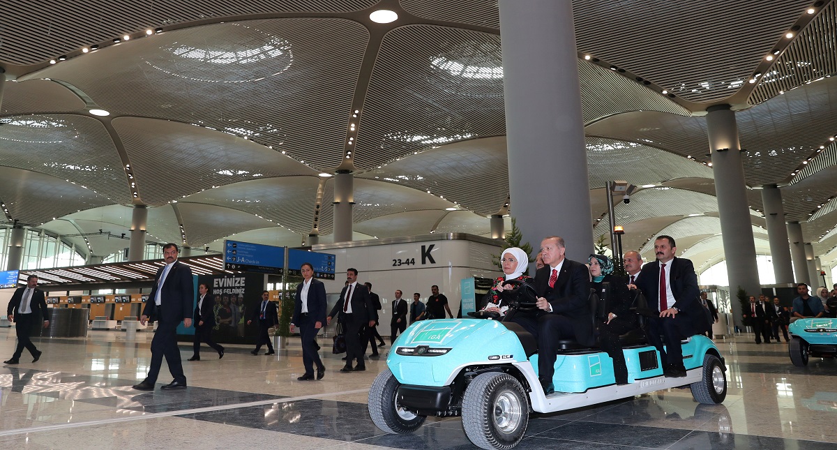Inauguran el que sería el aeropuerto más grande del mundo en Turquía - erdogan-aeropuerto