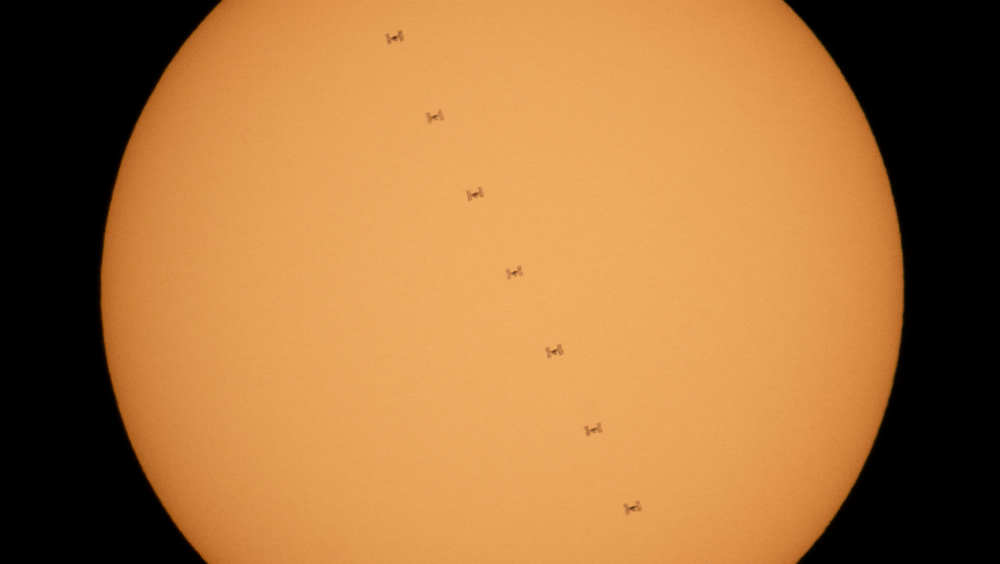 #Video Estación Espacial Internacional pasa por delante del sol