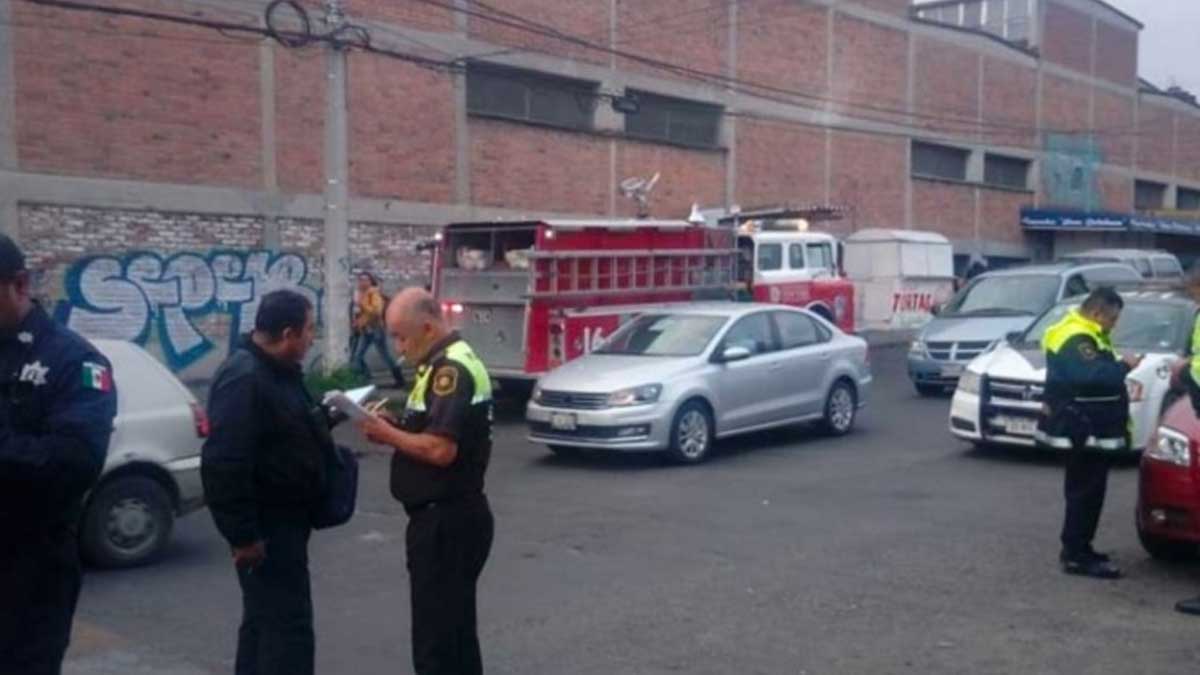 Explosión en fábrica de Naucalpan deja tres heridos