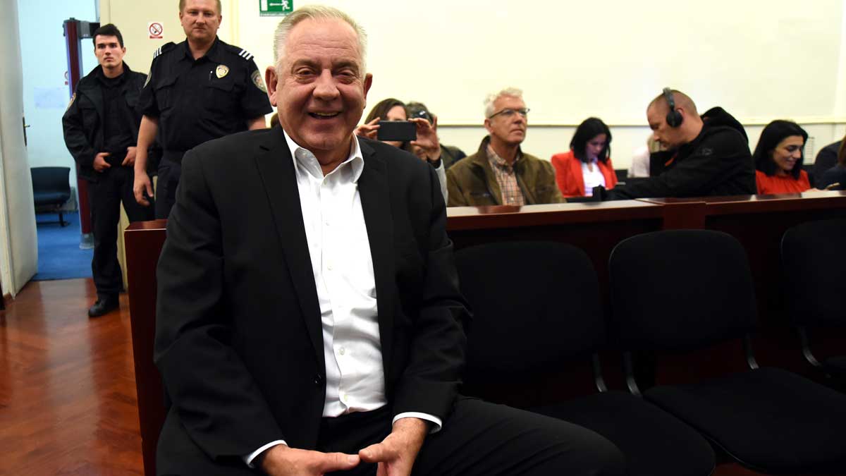 Condenan a dos años y medio de cárcel a exprimer ministro de Croacia
