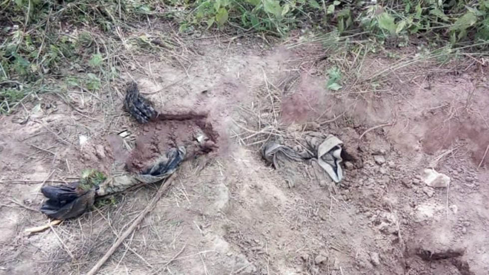 Exhuman 19 cuerpos de fosa clandestina en Lagos de Moreno