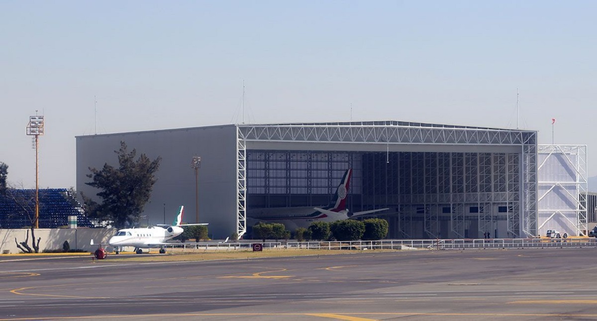 Nueva SCT analiza quitar el hangar presidencial