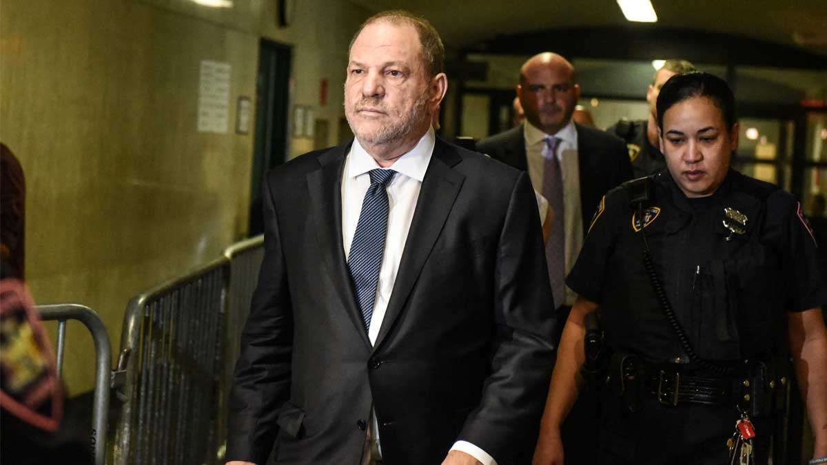Anulan uno de los seis cargos contra Harvey Weinstein