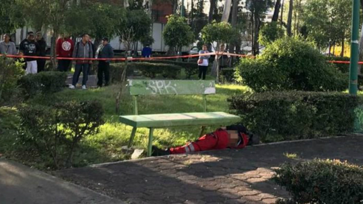 Muere hombre apuñalado en parque de Venustiano Carranza