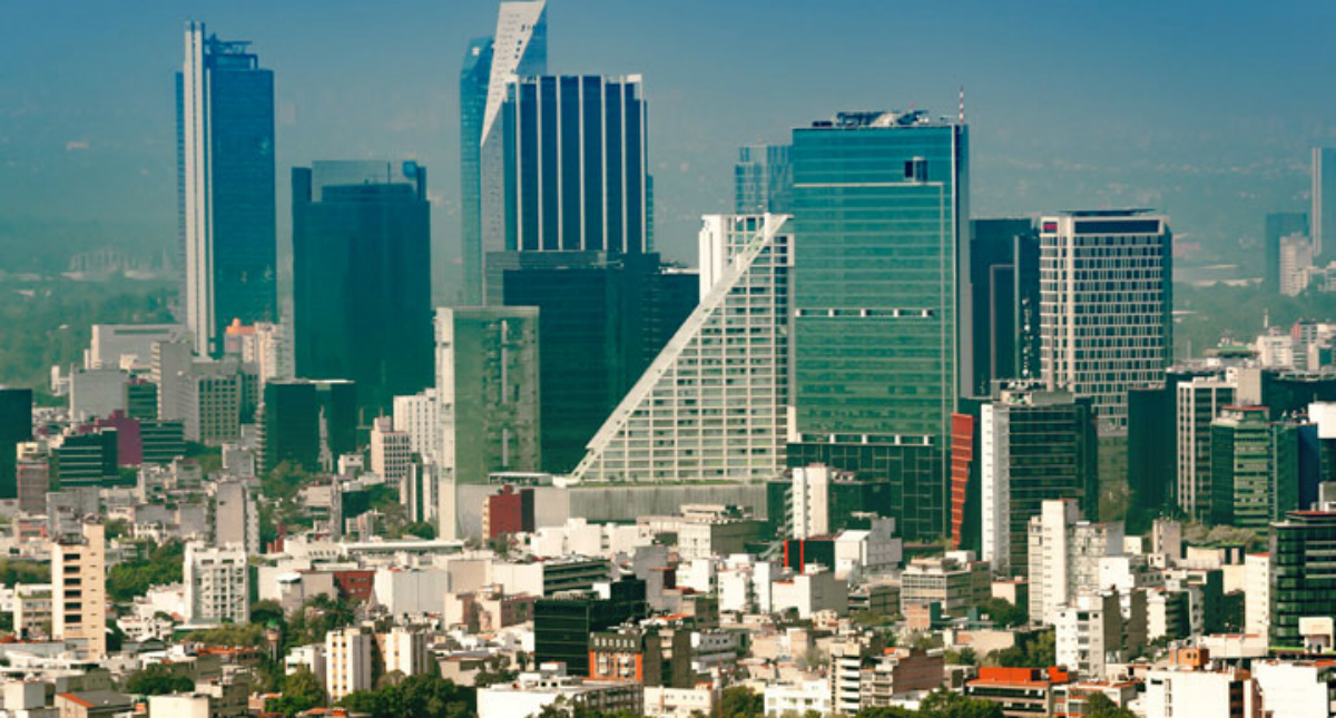 Hoteles y restaurantes utilizarán platos desechables por corte de agua