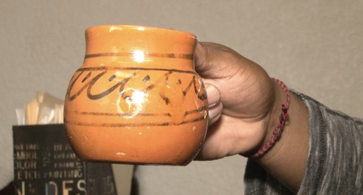 Sustituyen unicel por jarritos de barro en Morelos