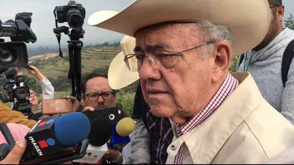 Comuneros exigen a Jiménez Espriú cancelar construcción del NAIM