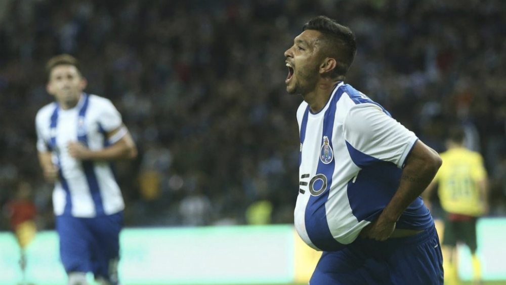 #Video Goles de Herrera y Corona en Champions League