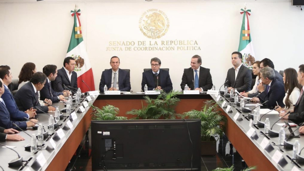 Empresarios prevén incertidumbre con cancelación del aeropuerto en Texcoco