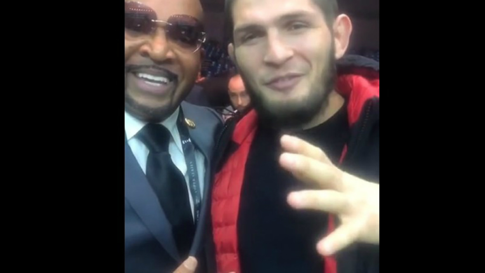 Khabib Nurmagomedov reta a Floyd Mayweather para una pelea
