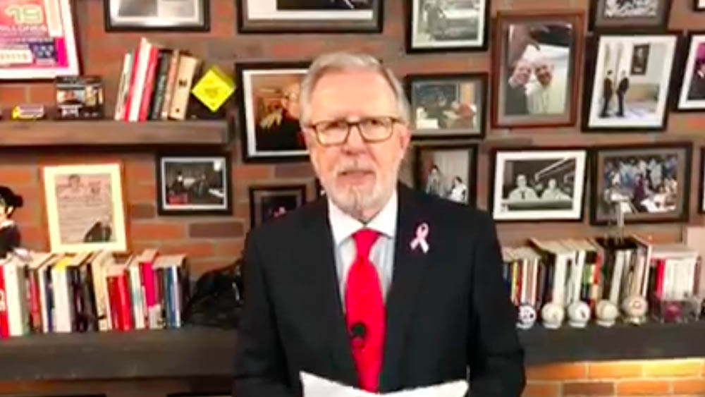 ¡Las Noticias! Segundo día de consulta sobre el aeropuerto